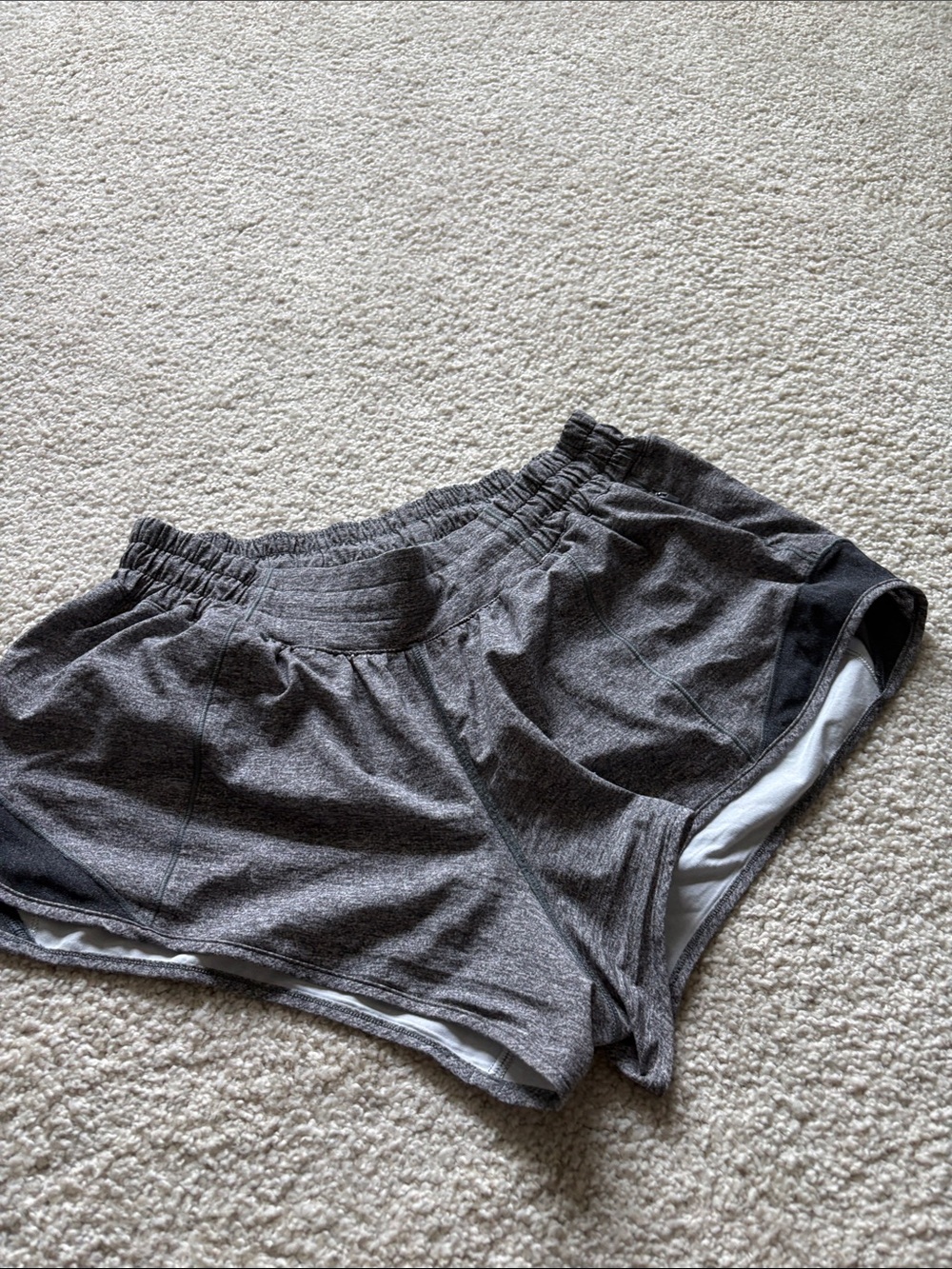 Lululemon Women's Hotty hot Athletic Running Shorts - Heather Gray